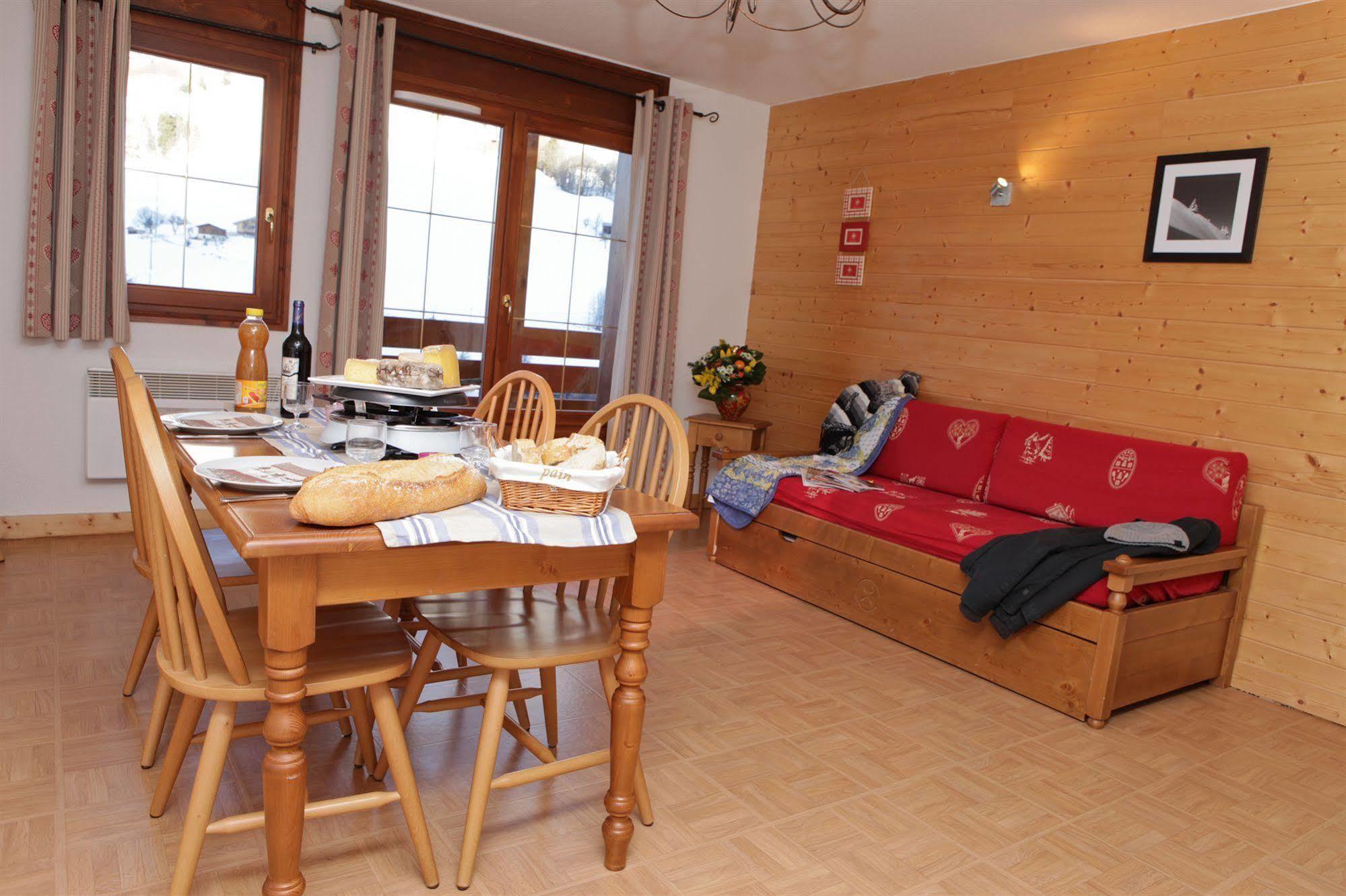 Résidence Néméa Les Chalets Des Evettes Flumet Exterior foto